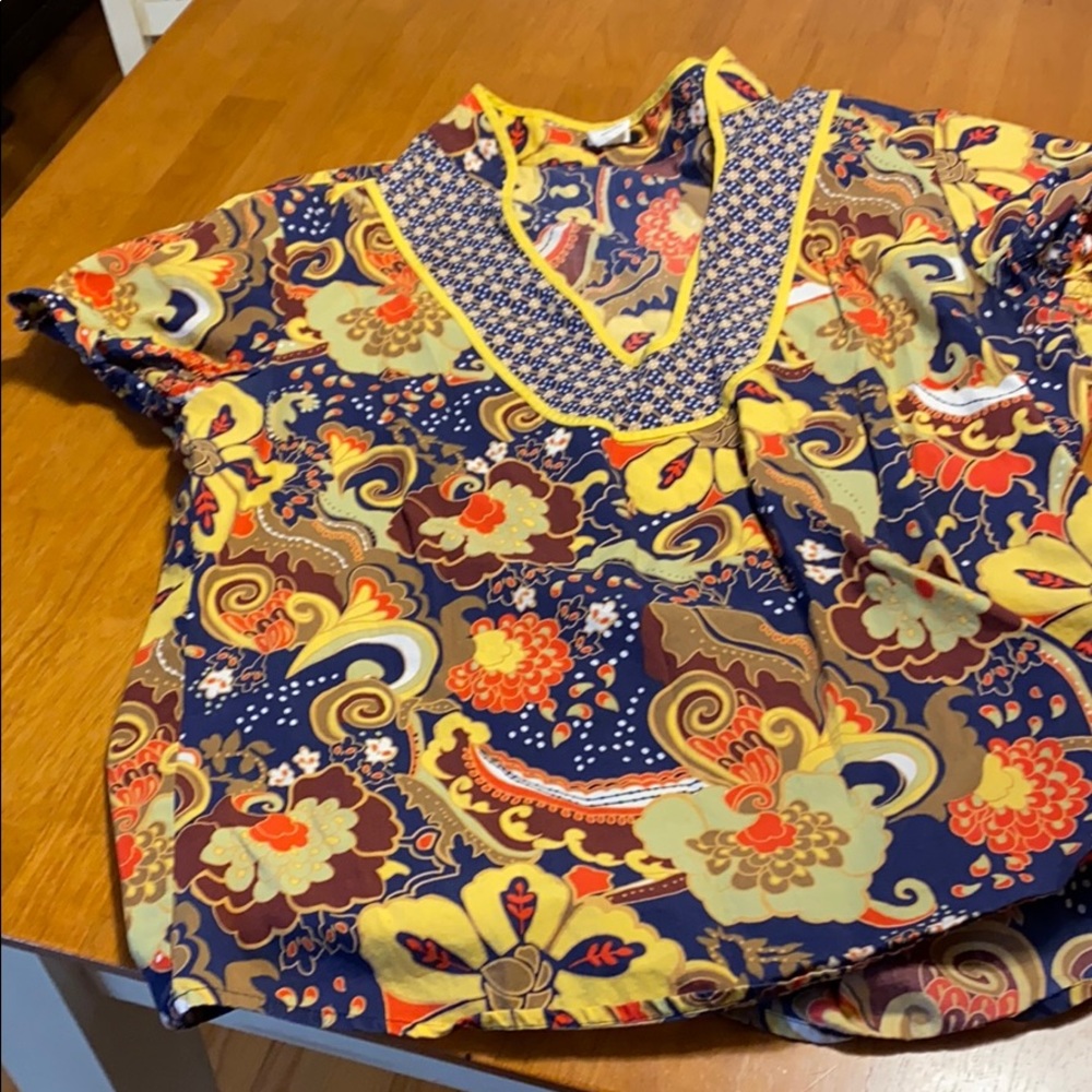 Vibrant J. Crew blouse. Great condition.